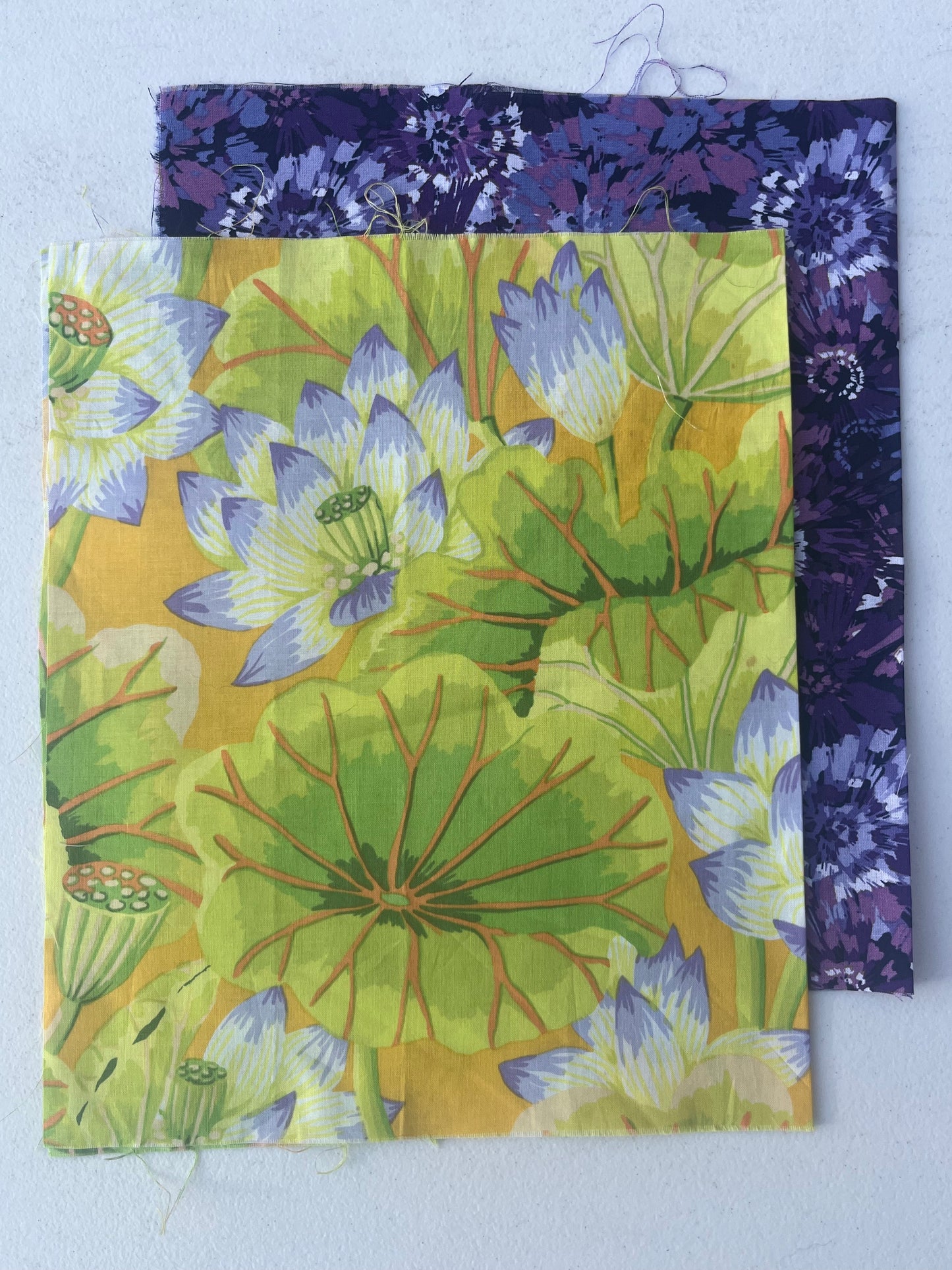 Vintage Yellow/Purple flowers medium carry-all