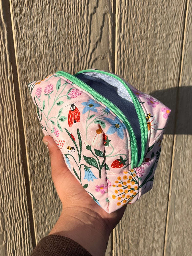 Medium Carry-all Pouches