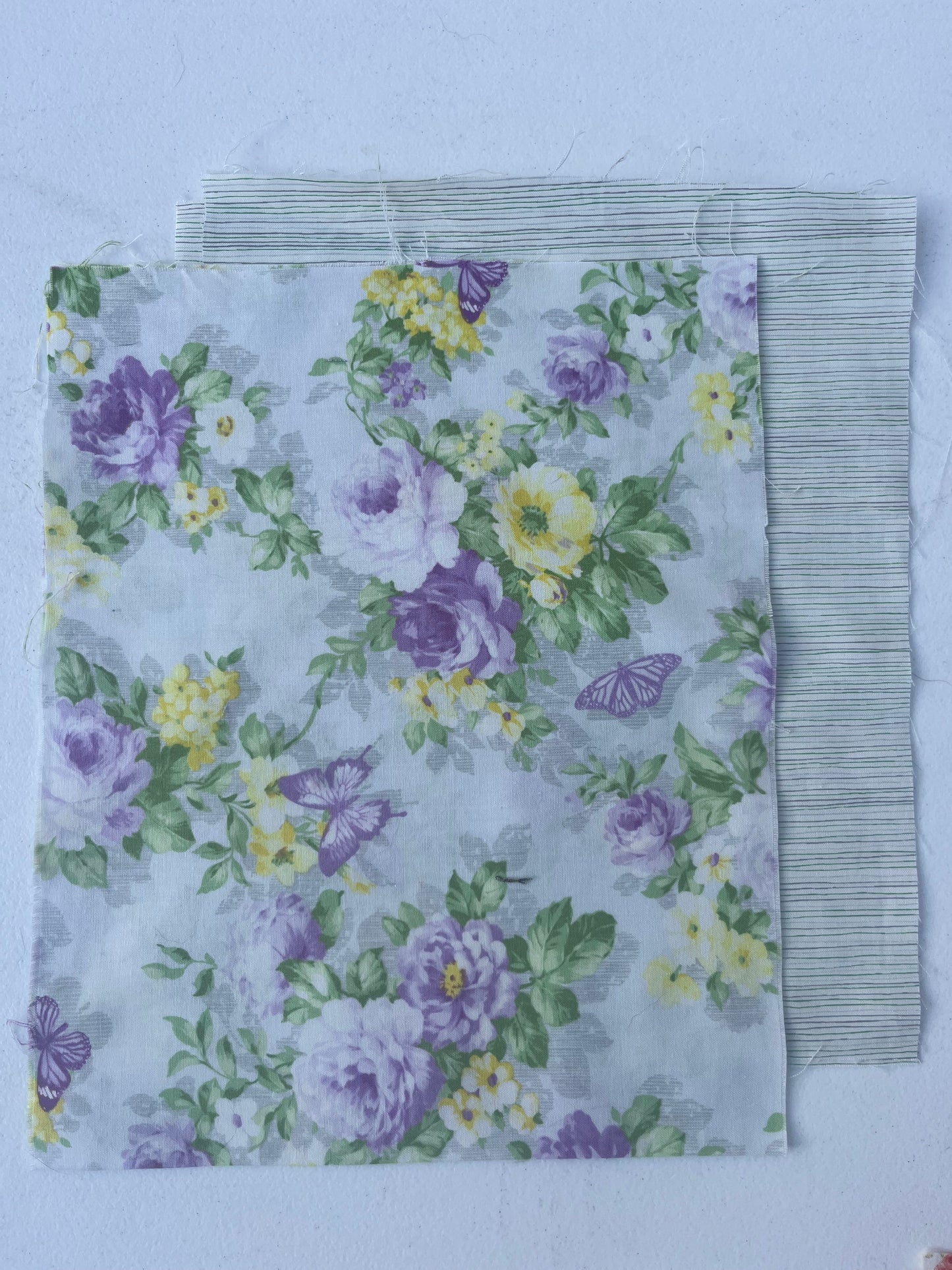 Purple butterflies and roses medium carry-all